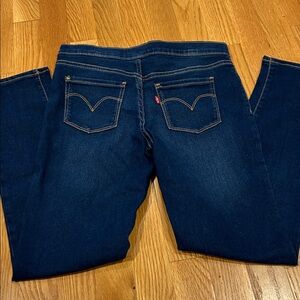 Girls dark blue Levi’s pull on Jeggins, size 12 R